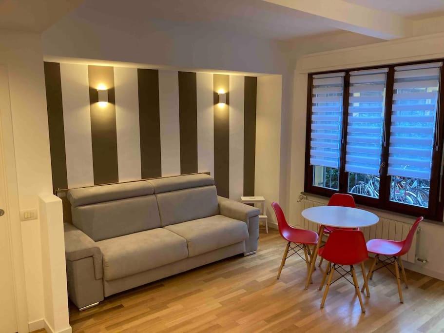 Villa Bilocale Zona Bocconi-Navigli Milano Esterno foto