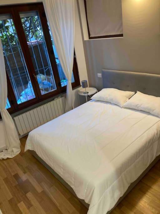 Villa Bilocale Zona Bocconi-Navigli Milano Esterno foto